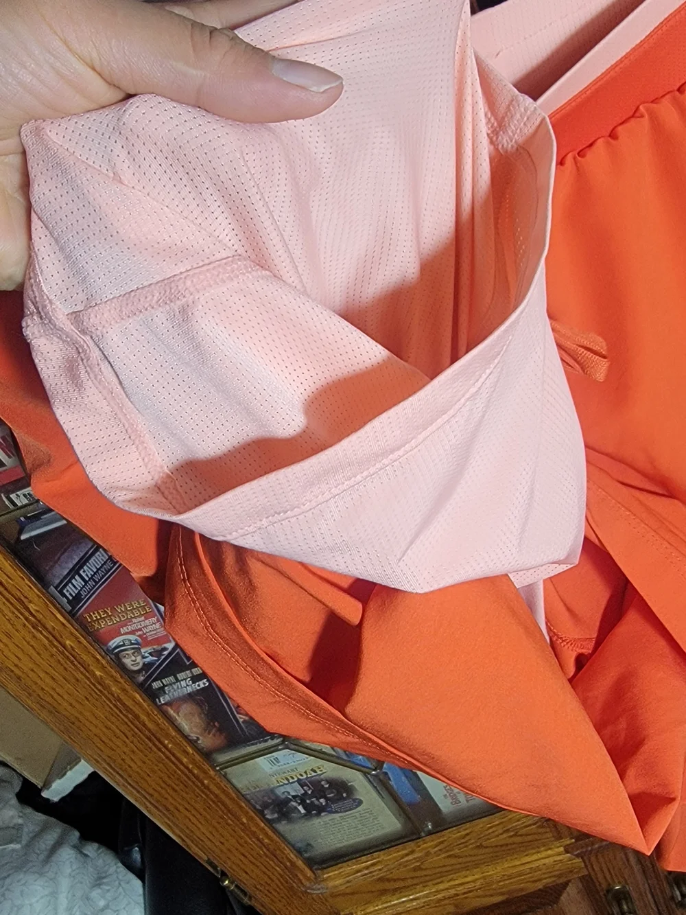 Fabletics Men's Coral Athletic Shorts With Side Pockets Size Large